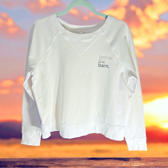 lululemon women's size 6 Soulcycle Behind The Barn White‎ Sweatshirt. - Picture 1 of 11